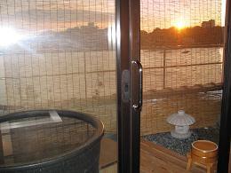100126 s outside bath.jpg