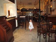 100605 s empire cafe.jpg