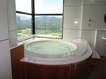 110816 s Alpha resort bath 5.jpg