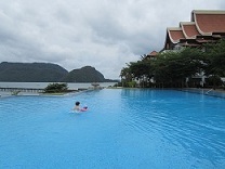 1205 s pool1.jpg
